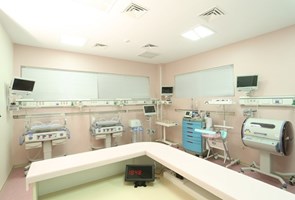 لرعاية المميزة للأطفال الرضع (NICU) 